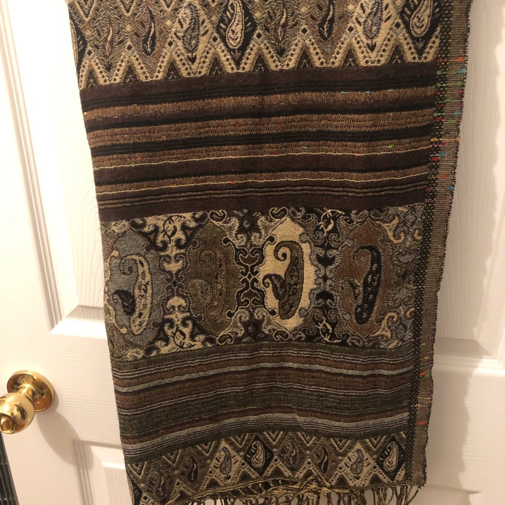 Forever 22 scarf